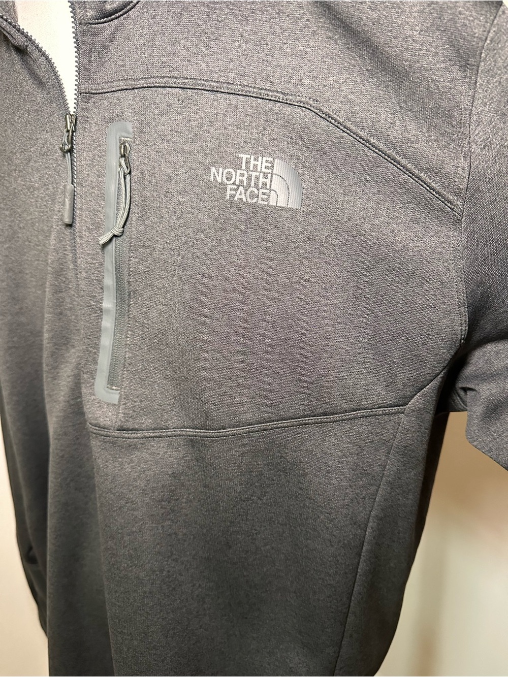 The North Face Men's Heather Gray Half-Zip Performance Pullover